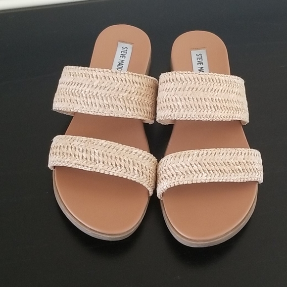 Steve Madden Shoes - ⭐HOST PICK⭐Steve Madden Dual Raffia Sandals